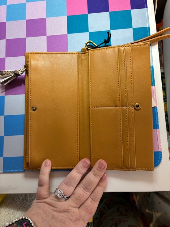 Steve Madden Mustard Yellow Leather Wristlet Wallet with SM Logo - Picture 3 of 4